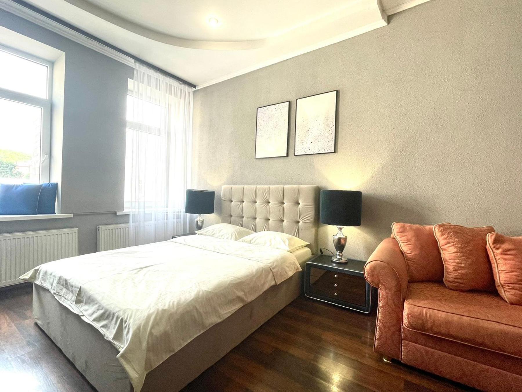 Куліша 41, Помешкання В Центрі Біля Тц Форум Lejlighed Lviv Eksteriør billede
